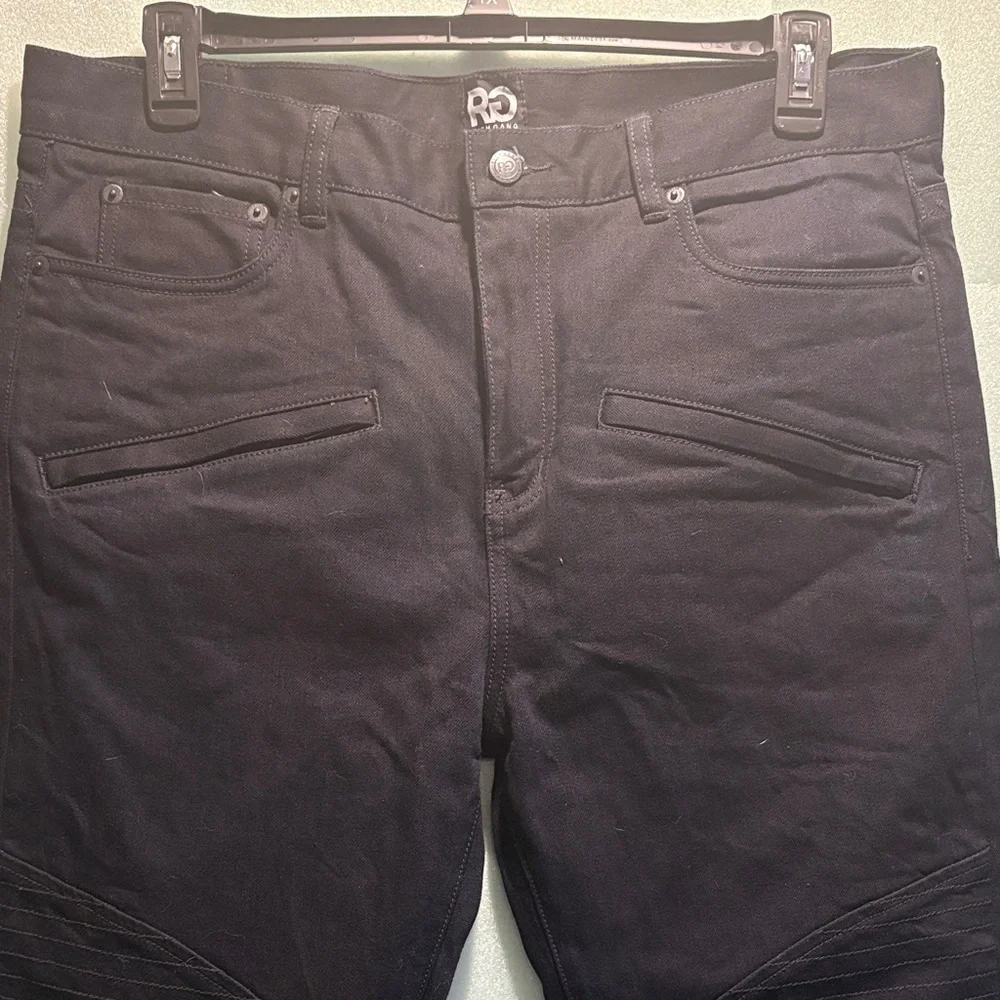 Men's Reinforced Technical Black Straight Jeans. - Picture 2 of 9